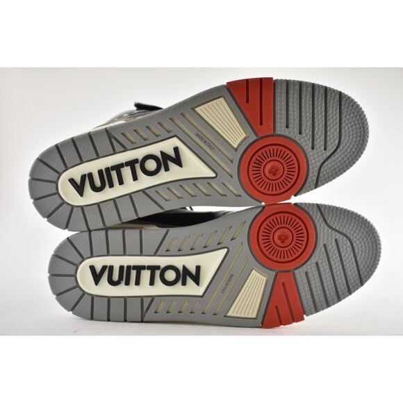 Louis Vuitton LV Trainer Sneaker Boot Black High Top Advanced Tech UK 8 US 9 10 - Picture 16 of 16